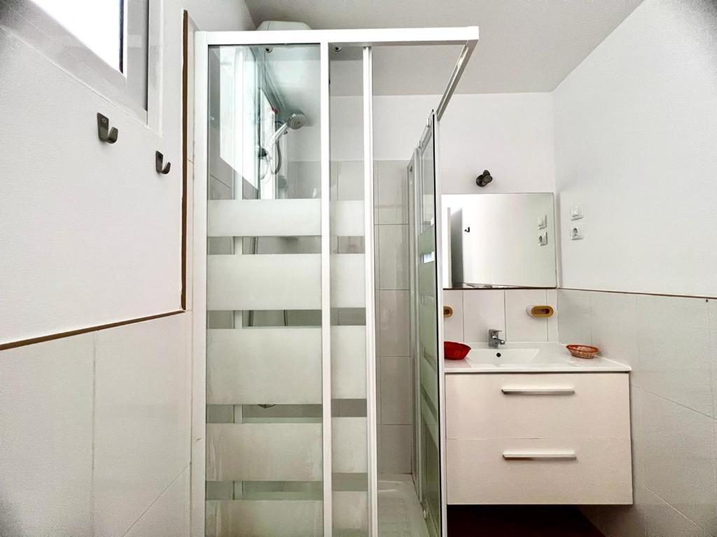 Franmay Apartments - 7 Modern Apartments Near The Beach & City, Perfect For Nomads, Travellers, Families, Watersports! Santa Maria Chambre photo